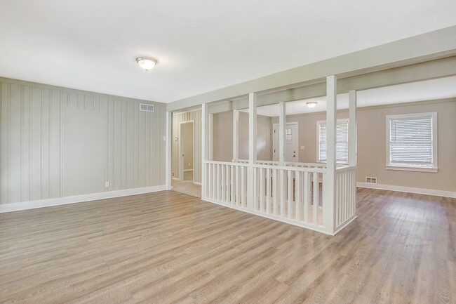 Building Photo - 8596 Timber Lane Dr
