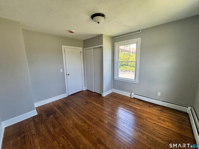 Building Photo - 405 Wolcott Rd