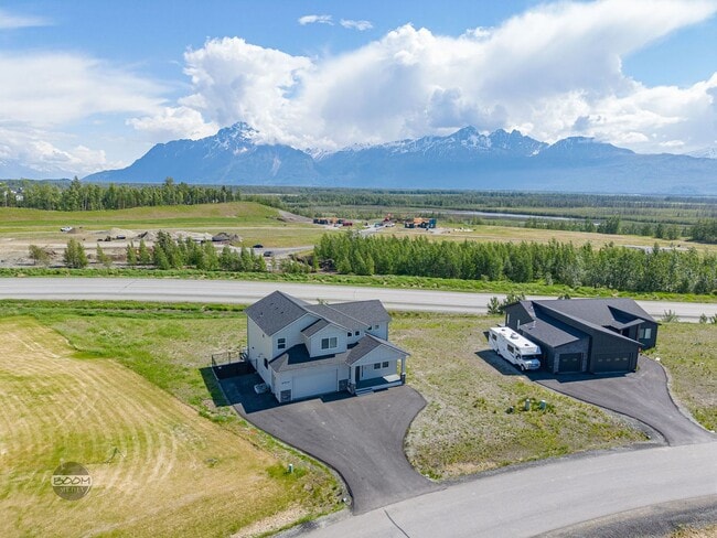 Building Photo - Premium 4BR Rental in The Ranch | Stunning Mountain Views | Easy Community Location | Automatic G...