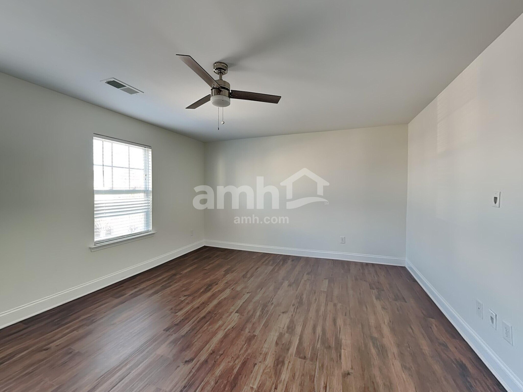 Building Photo - 1018 Forest Way Ct