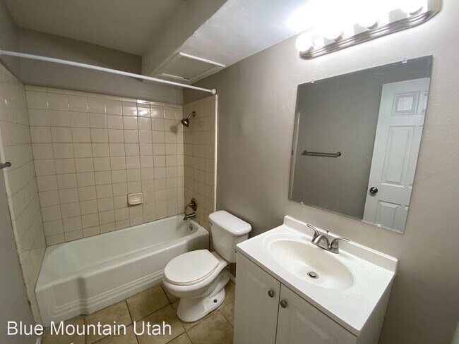 Building Photo - 2129 N 250 W