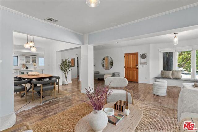 Building Photo - 4104 Saugus Ave