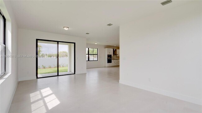 Building Photo - Southwest 96th Court, Cutler Bay, FL 33189 - 4 BR 3.5 BA single-family home