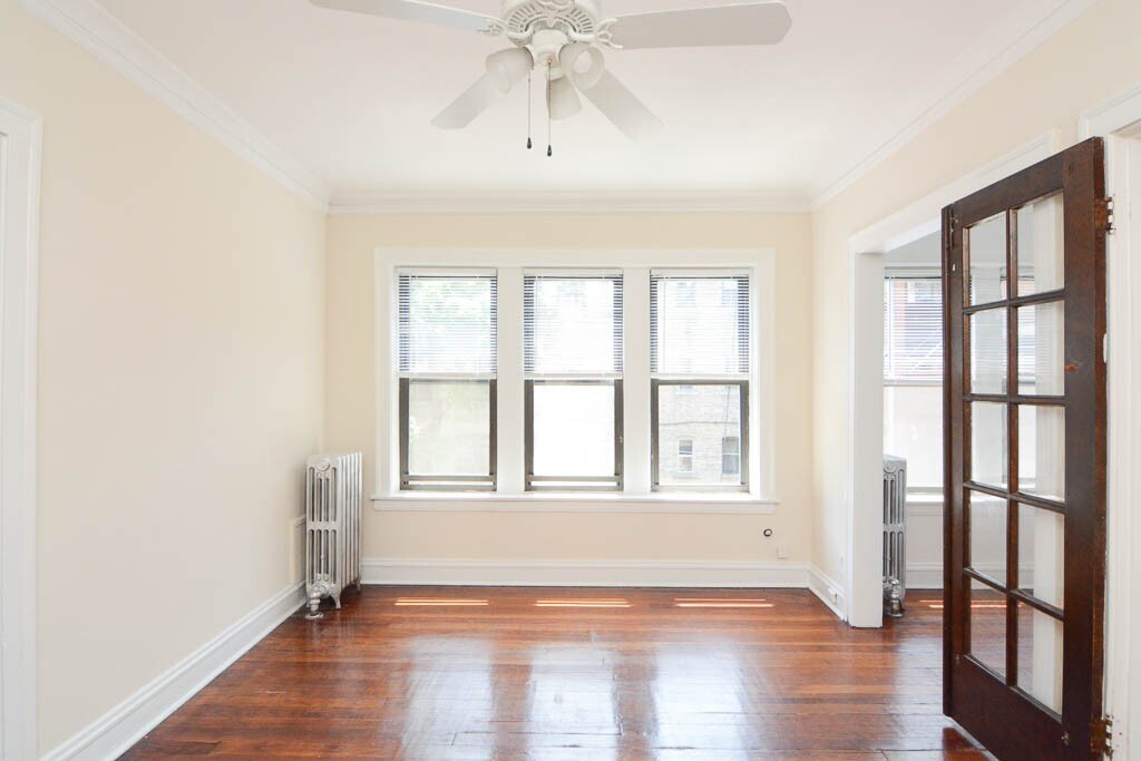 Building Photo - 4646 N Paulina St