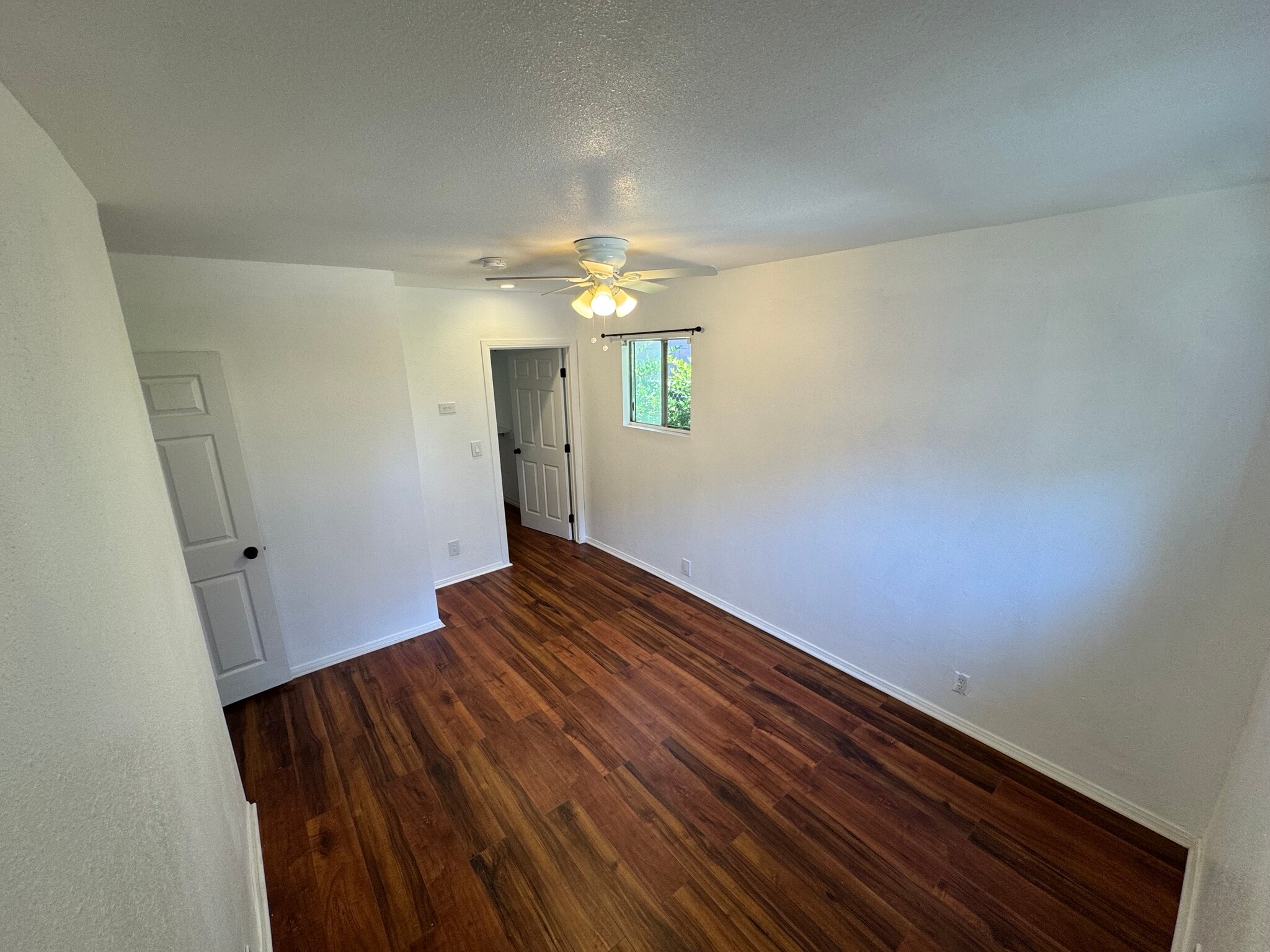 Primary Bedroom - 526 Brooks Ave