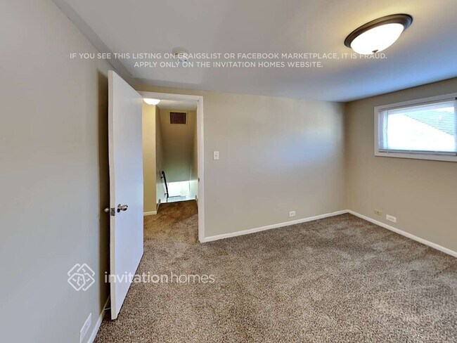 Building Photo - 1816 N 38th Ave