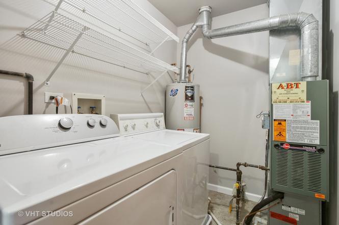 Building Photo - 1791 Grove Ave