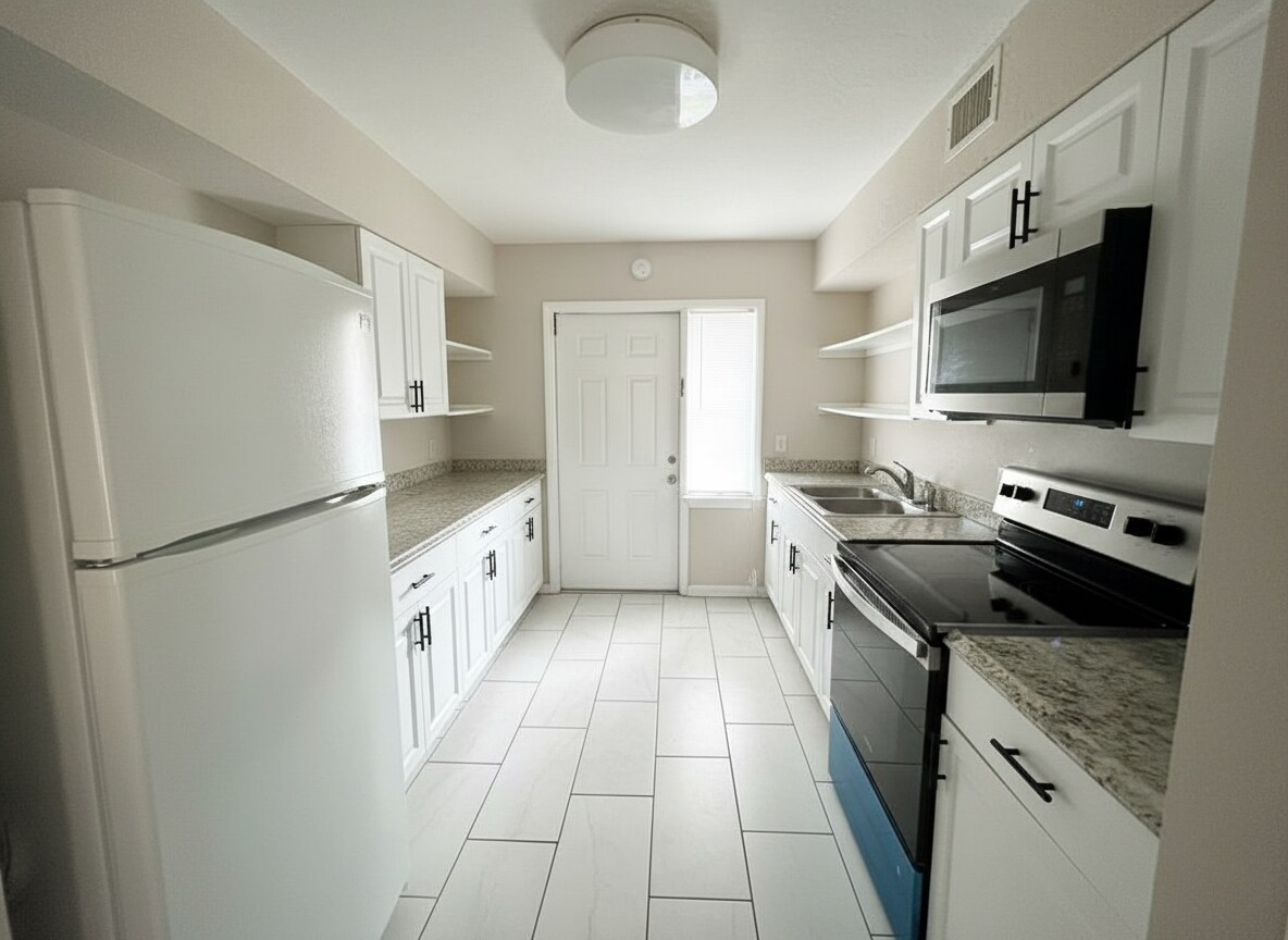 Building Photo - 3720 NW 115th Way