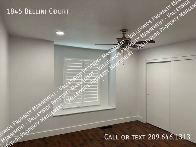 Building Photo - 1845 Bellini Ct