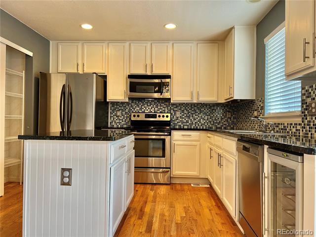 Building Photo - 22136 Wintergreen Way