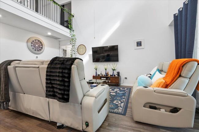 Building Photo - 209 Terra Mnr Trl