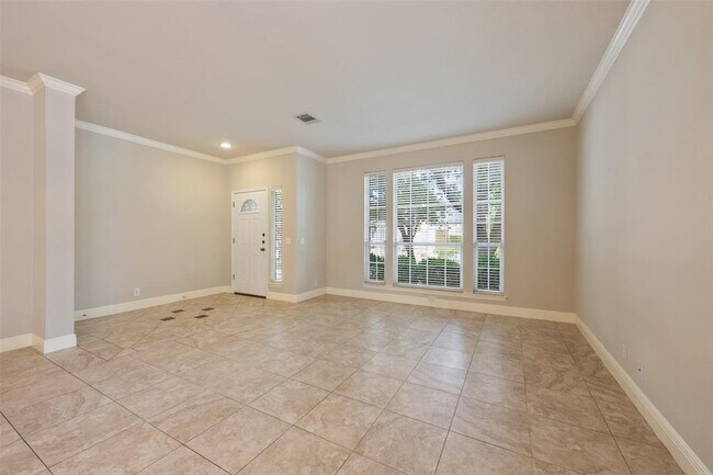 Building Photo - 11619 Sonoma Dr