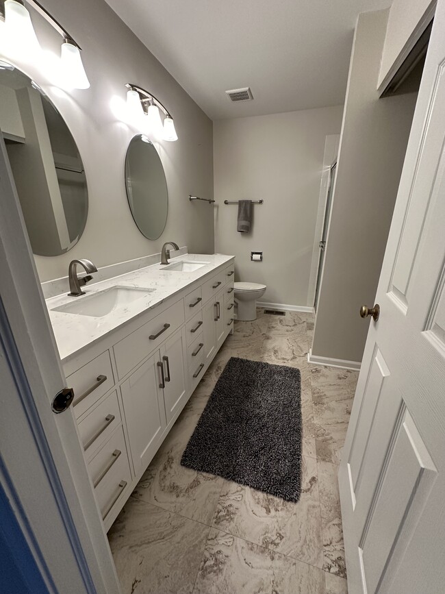 Primary Bathroom - 1051 Woodhill Ct