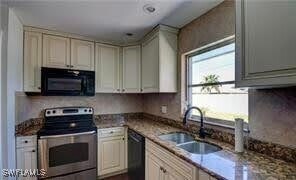 Building Photo - 309 SE 43rd Ln