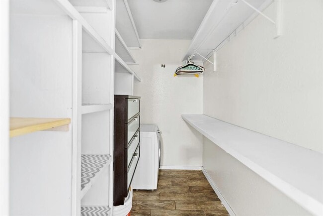 Building Photo - 3627 Menchaca Rd