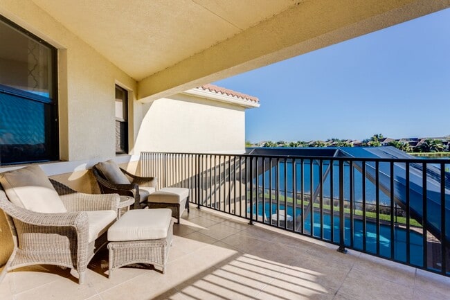 Building Photo - 13755 Luna Dr