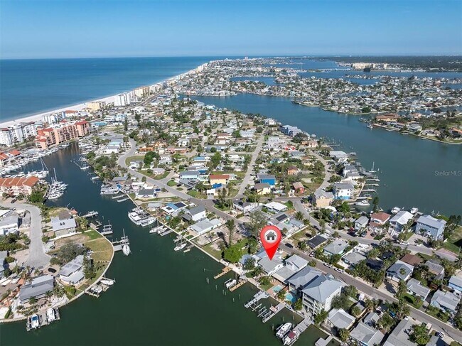 Building Photo - 341 Boca Ciega Dr