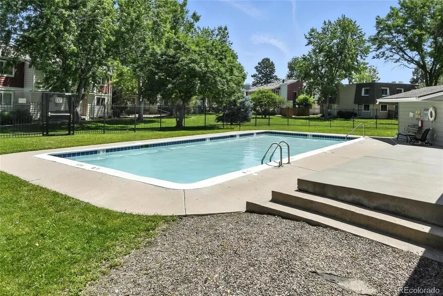 Building Photo - 6825 E Arizona Ave