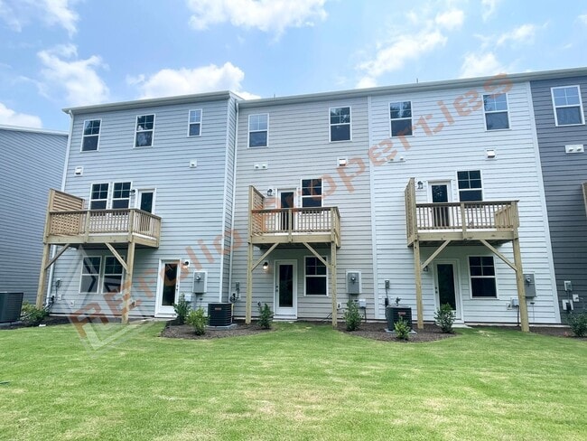 Building Photo - Brand-New 3BR/3.5BA Townhome w/ 1 Car Gara...