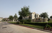 Building Photo - Saddlewood