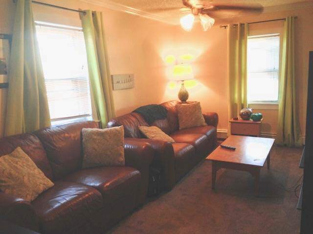 Building Photo - 22 S Bow St