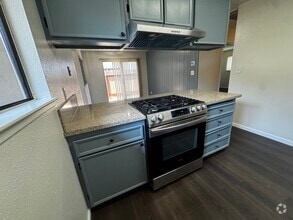Building Photo - 3702 Bridgeford Ln