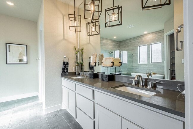 Building Photo - 217 Northcrest Dr