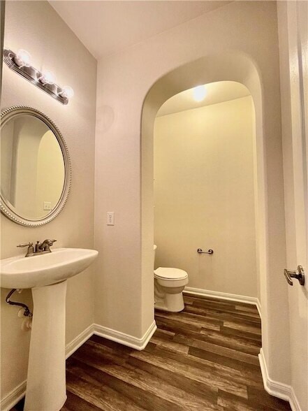 Building Photo - 906 Mesquite Hollow Pl