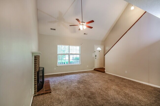 Building Photo - 9501 Cedar River Rd