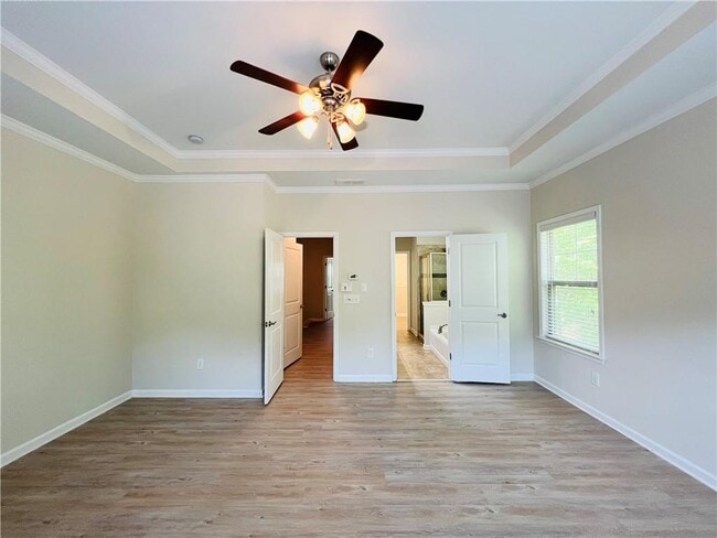 Building Photo - 2647 Portbury Place Northeast