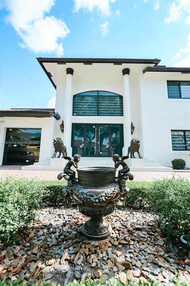 Building Photo - 8450 NW 169th Terrace