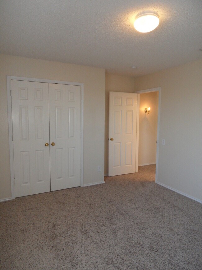 Building Photo - 3412 Derby Ct