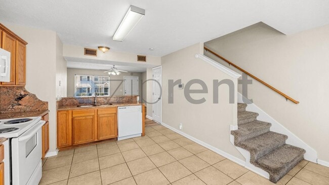 Building Photo - 4016 Cody Dr