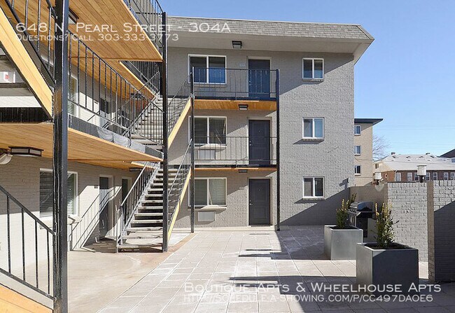 Building Photo - Boutique Apartments