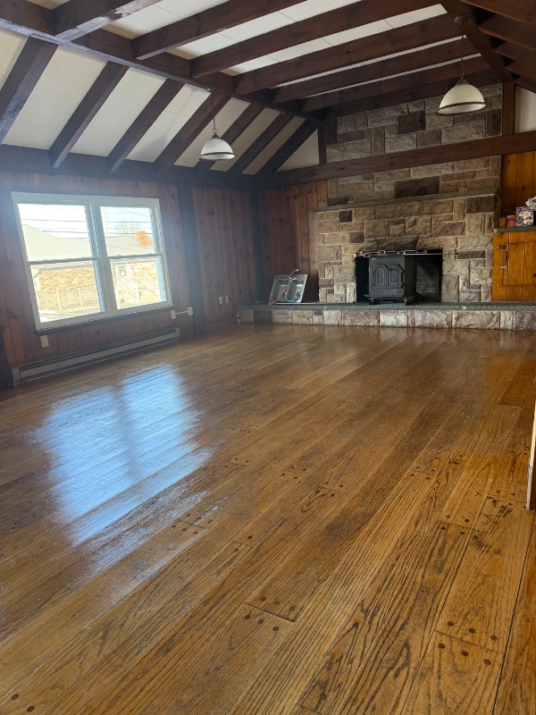 Building Photo - 1344 E College Ave