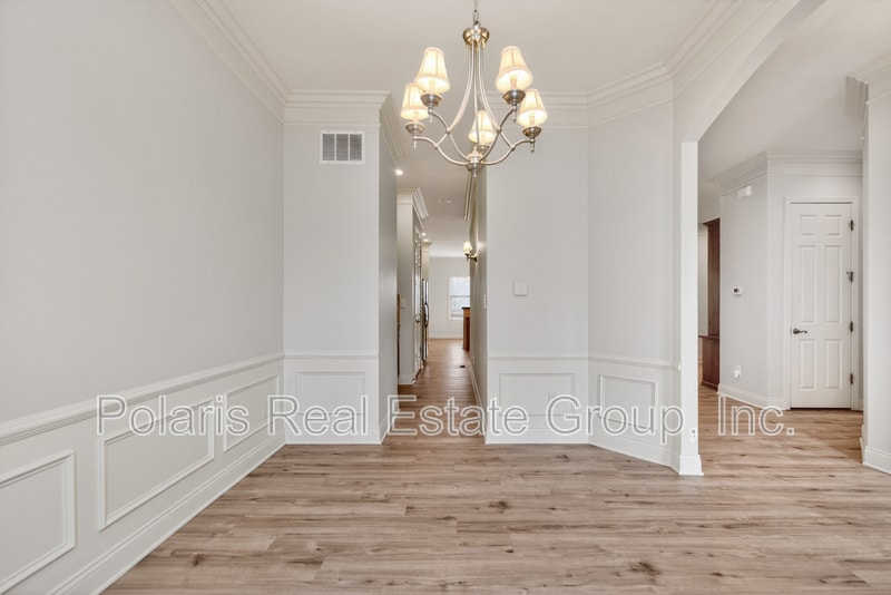 Building Photo - 108 Manchester Dr