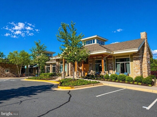Building Photo - 22348 Philanthropic Dr