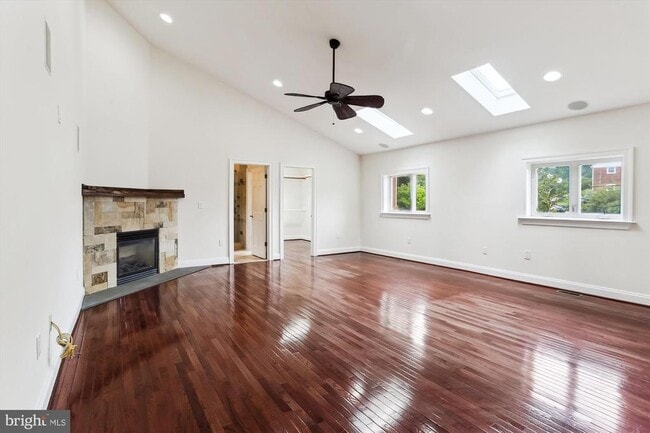 Building Photo - 9915 Ashburton Ln