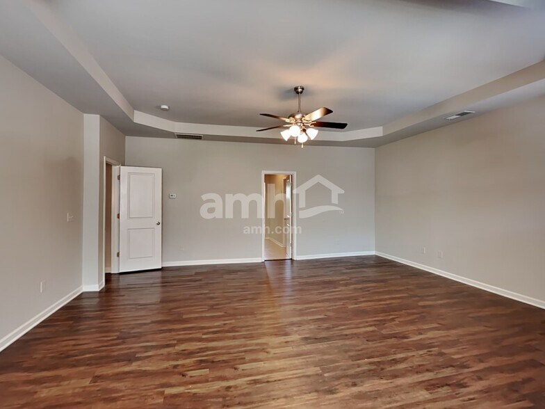 Building Photo - 3876 Woodoats Cir