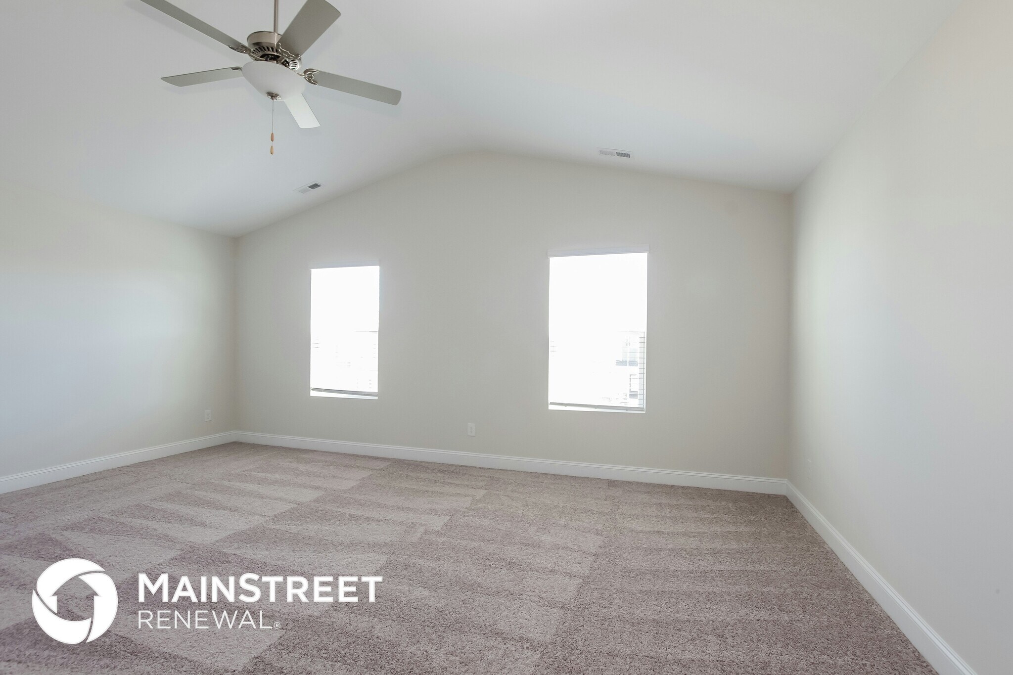 Building Photo - 2139 Vecchio Dr