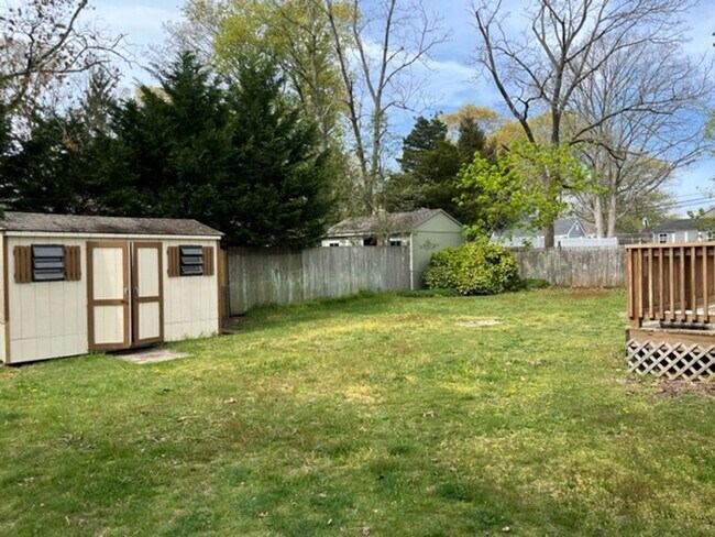 Building Photo - 3 bedroom 2 bath house Rent  -----------Linwood  $2500
