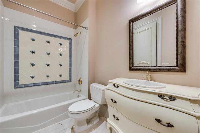 Building Photo - 5150 Spanish Oaks Dr