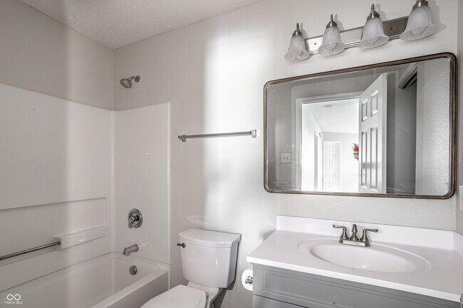 Building Photo - 12703 Courage Crossing