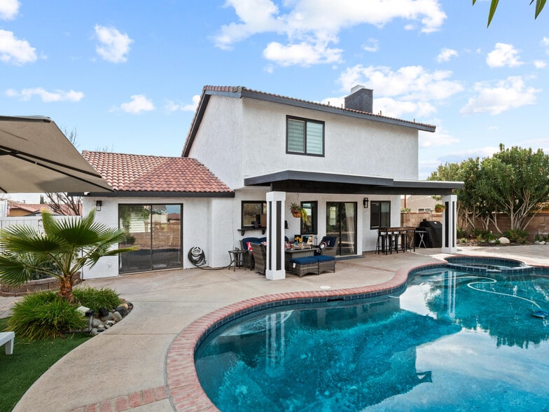 Building Photo - 2833 Springfield Pl