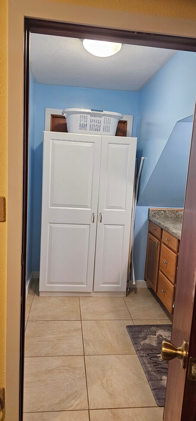 Building Photo - 47-337 Mahakea Rd