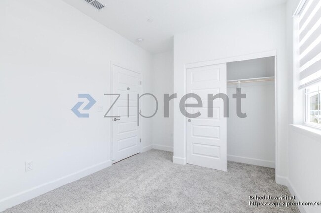 Building Photo - 7041 Nystrom Wy