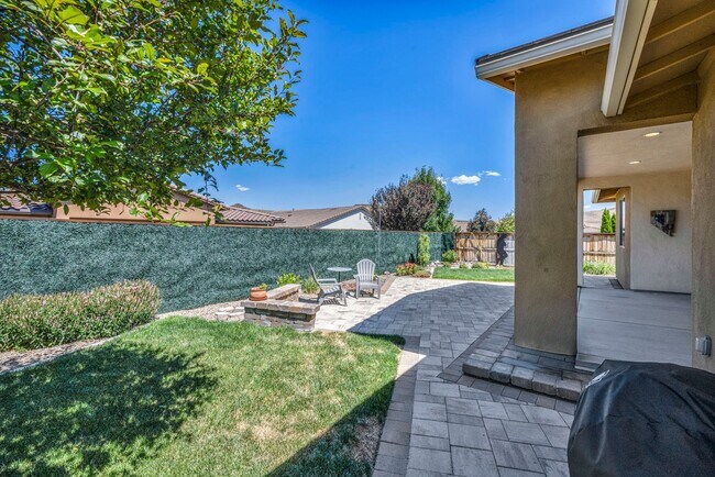 Building Photo - 2722 Mylonite Dr