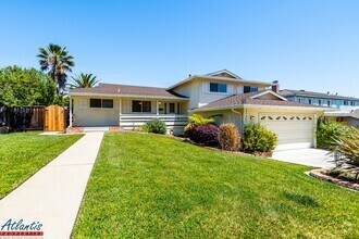 Building Photo - Beautiful Home | Remodeled Bathrooms | Cup...