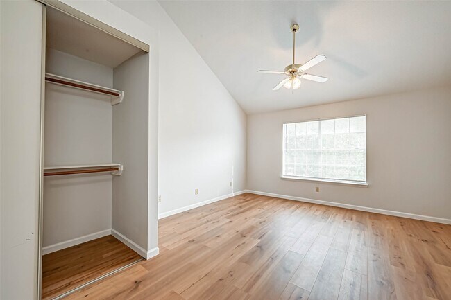 Building Photo - 2930 Grants Lake Blvd