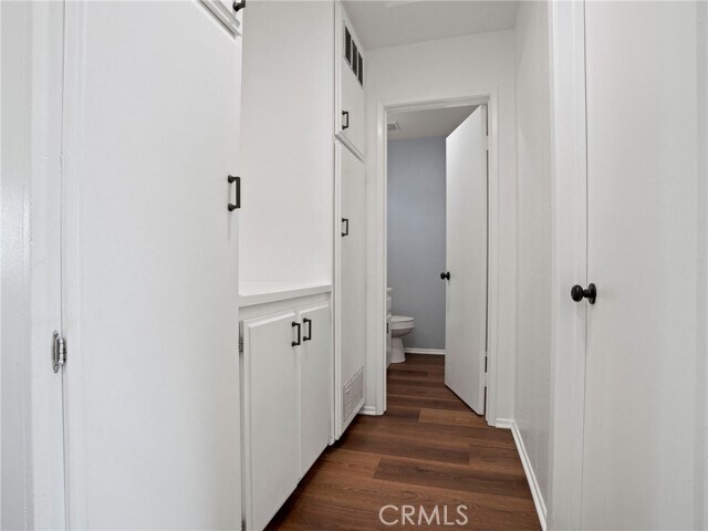 Building Photo - 14405 Cerise Ave